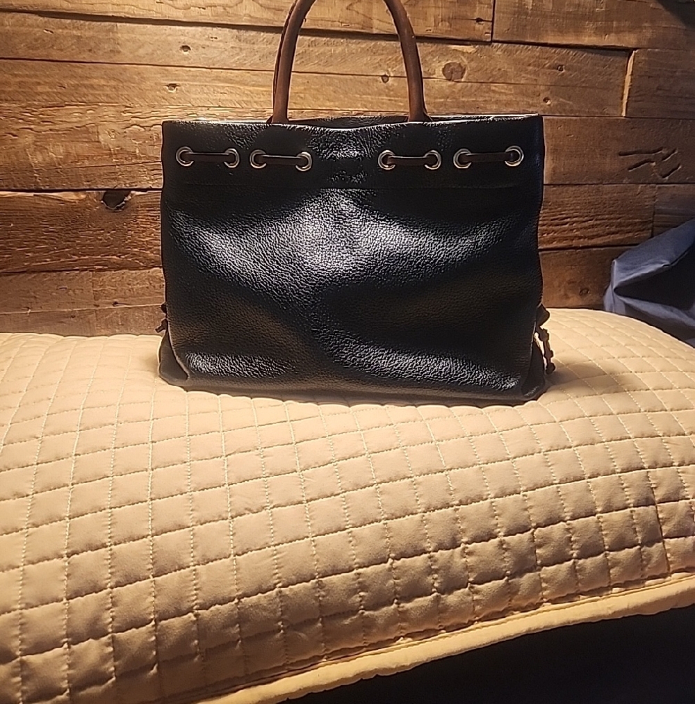 Dooney Bourke Wakefield Tassel Purse/Bag - Picture 5 of 14